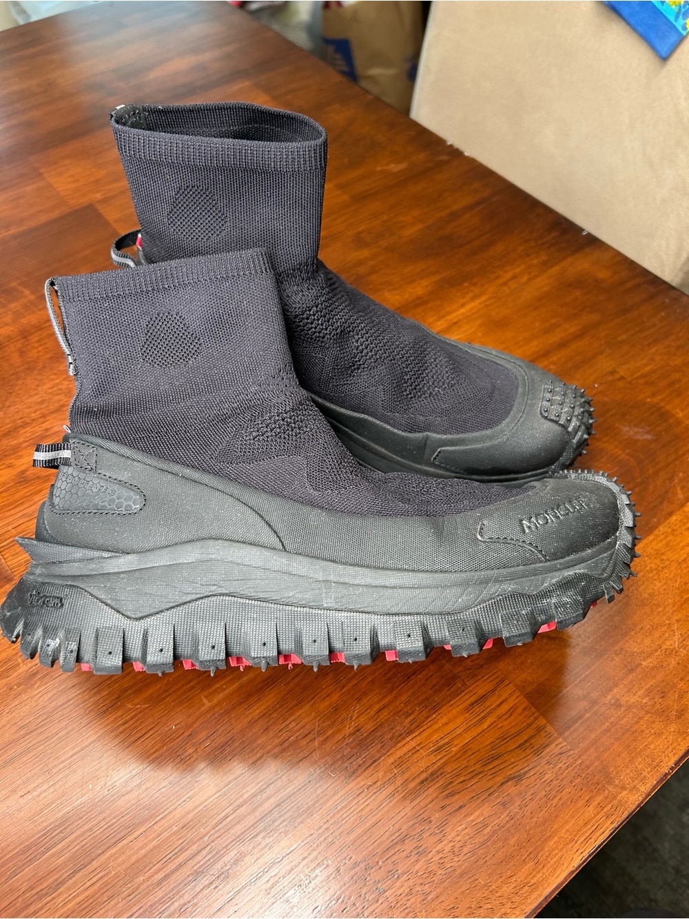 Moncler trailgrip sock bootie sneaker 39